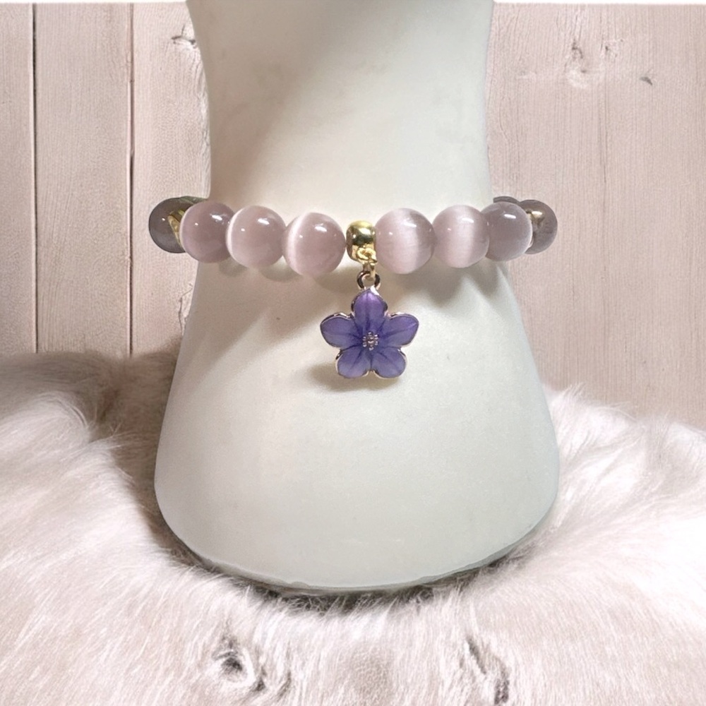 Cute Cat Eye Mauve Stretch Bracelet with Charm
